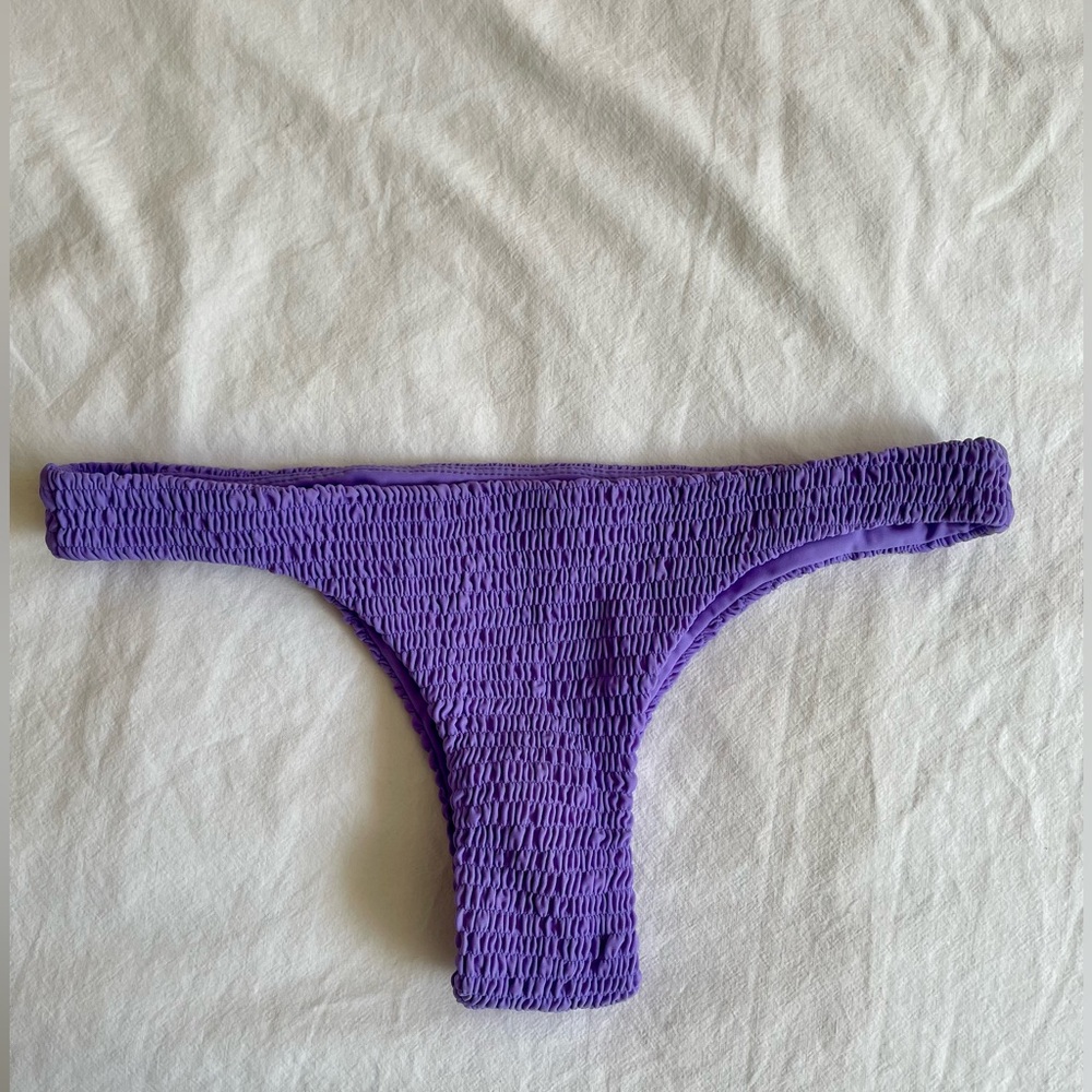Aila Blue bikini bottoms in purple size S